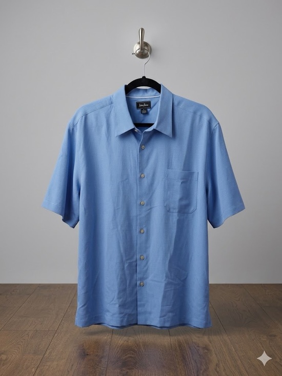 Neiman Marcus Other - Neiman Marcus Short-Sleeve Button-Down Shirt in excellent used  condition